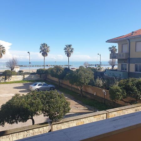 My Beachouse Montesilvano Marina Exterior foto
