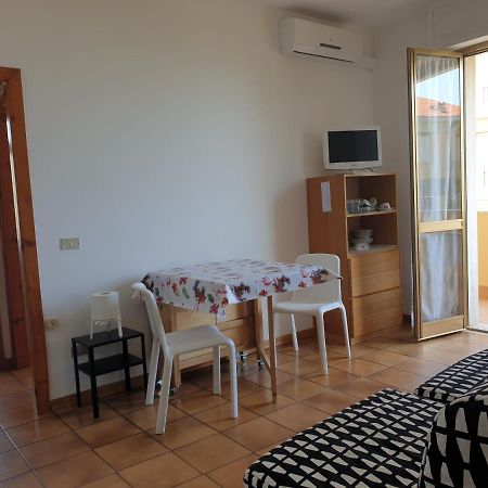 My Beachouse Montesilvano Marina Exterior foto